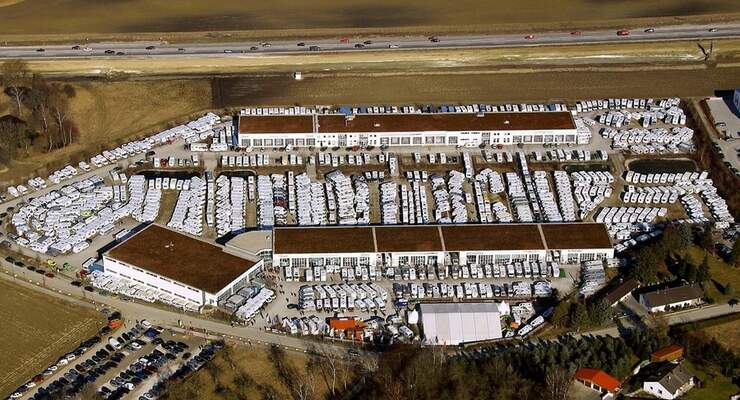 Die Händlergemeinschaft Freistaat „Caravaning & More“ Sulzemoos stellt die neuesten Reisemobil- und Wohnwagenmodelle vor