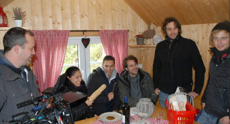 Ein Hauch von Hollywood auf dem Eifel-Camp am Freilinger See: die Film-Crew von „Alles was zählt“ war zu Gast.