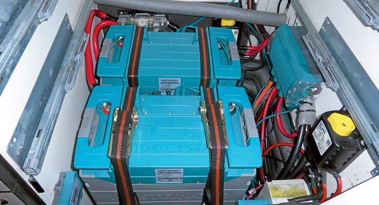 Es gibt viele Moeglichekiten die Batterie zu befestigen.