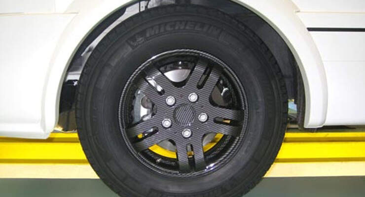 Goldschmitt-Leichtmetallfelge im Carbon-Look