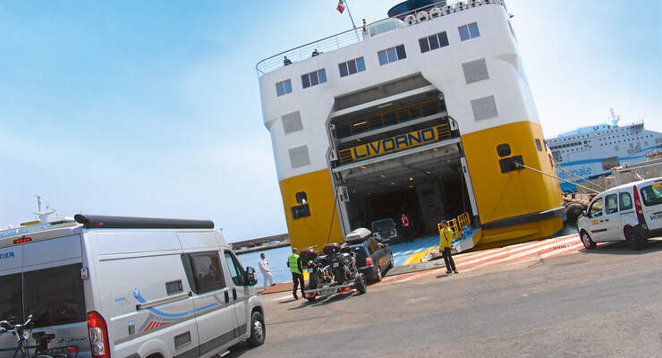 Reise-Service: Fähren Mittelmeer