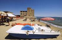 Standabschnitt mit Tretboot am Torre Mozza